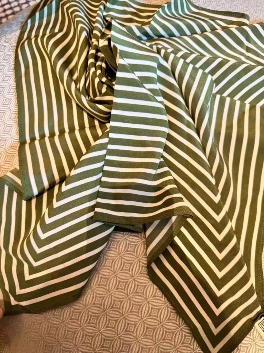 TOTEME SILK SCARF